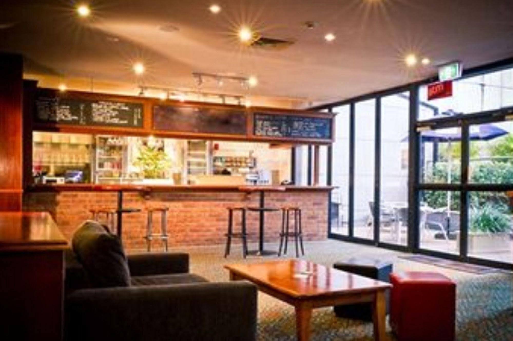 Cbd Hotel Newcastle Extérieur photo